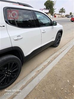 جي ام سي اكاديا